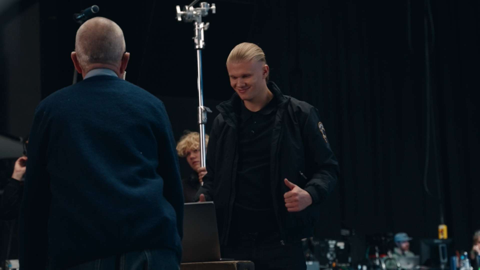 赢得比赛的 赢得比赛的